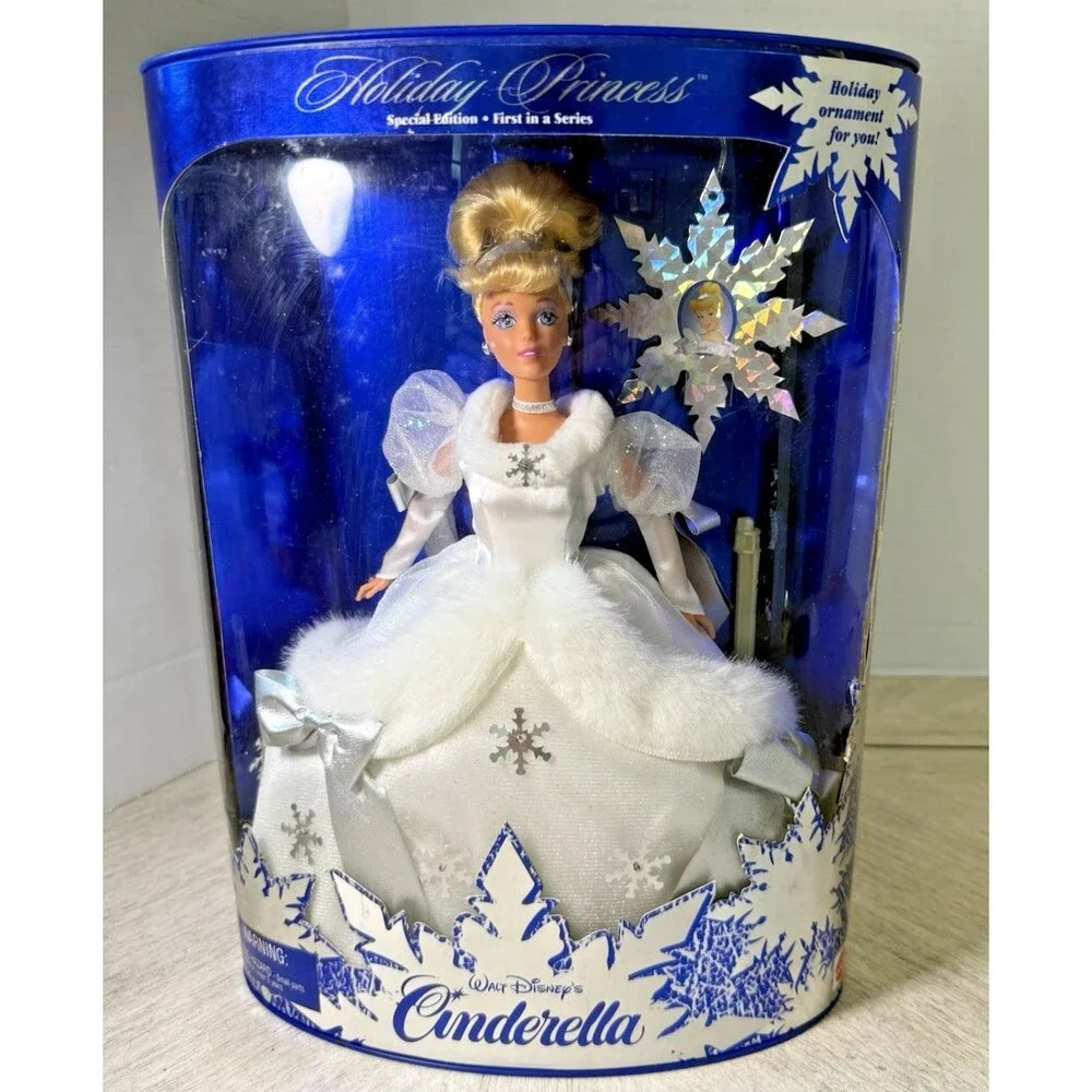 FIRST IN A SERIES Walt Disney's Holiday Princess Cinderella 1996 Barbie Doll NIB